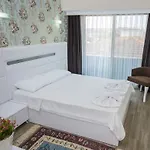 Hotel Dalian Elite Çeşme