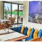 Dalian Elite Hotel