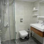 Dalian Elite Hotel 3*