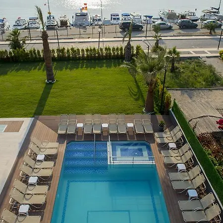 Hotel Dalian Elite Çeşme