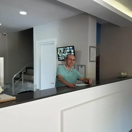 Hotel Dalian Elite Çeşme