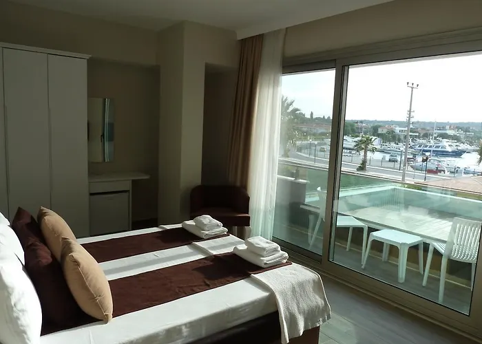 Hotel Dalian Elite Çeşme