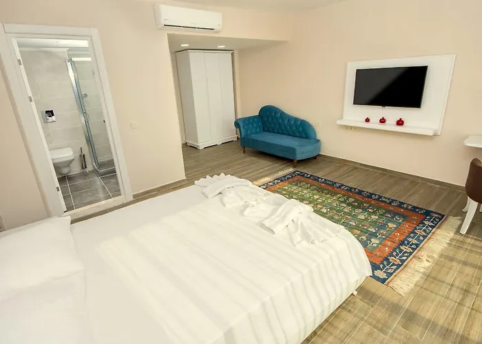 Dalian Elite Hotel Çeşme